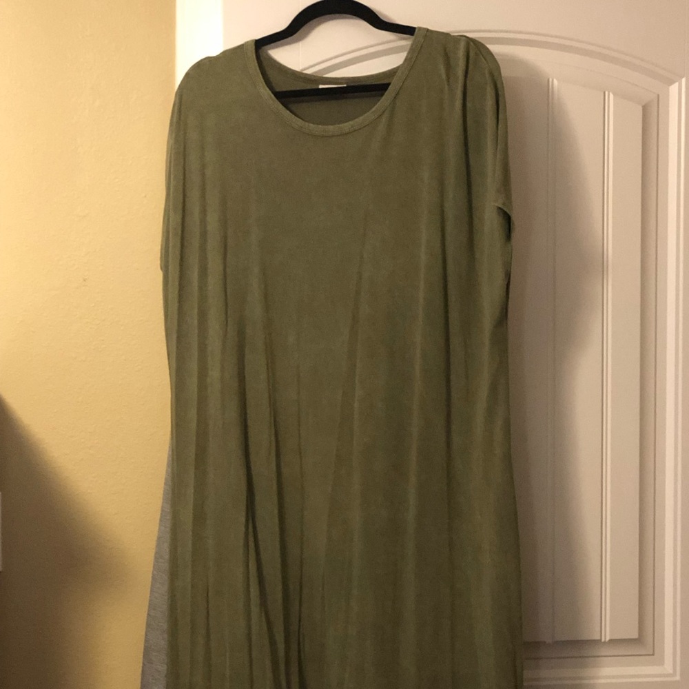 LuLaRoe 2xl Acid Wash Maria. *Major Unicorn*